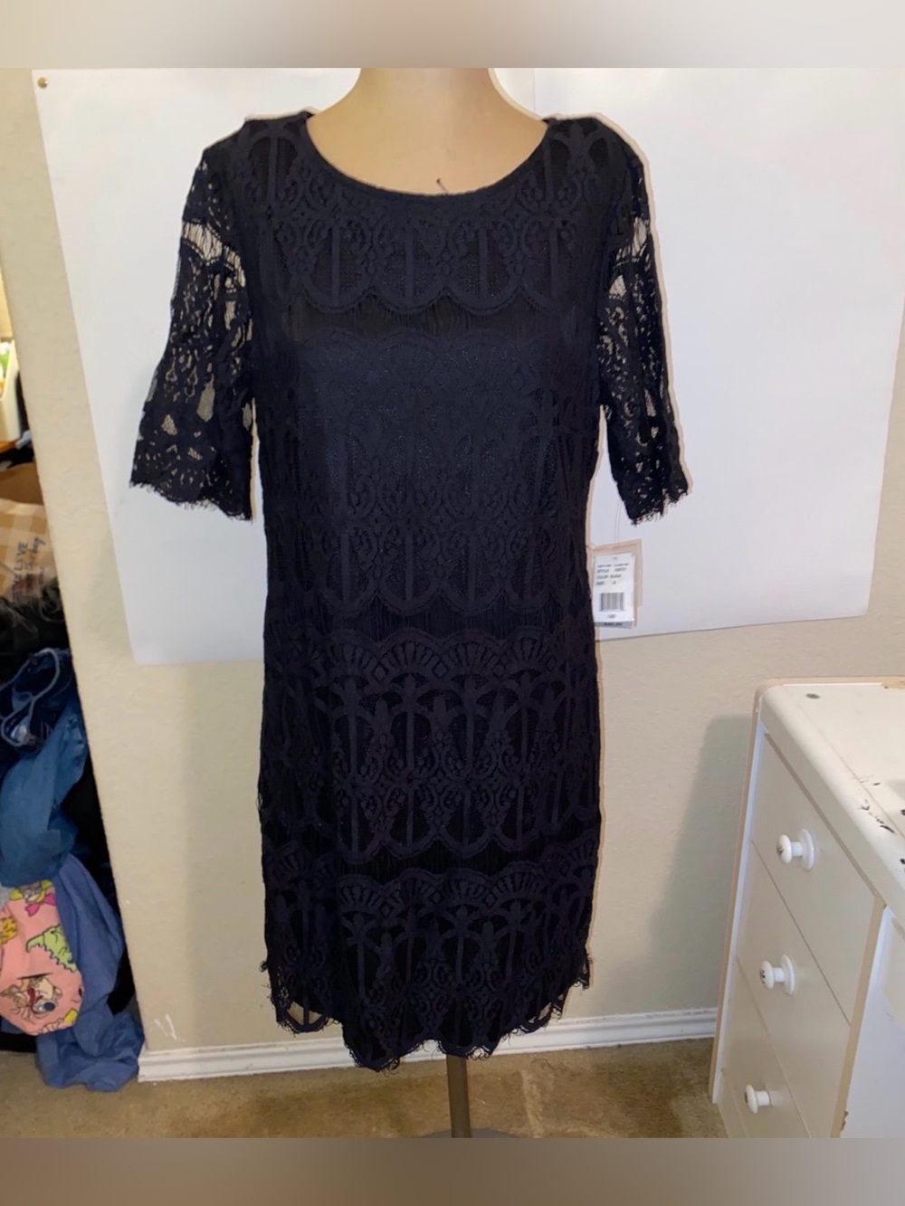 Women’s Ronni Nicole black floral lace dress